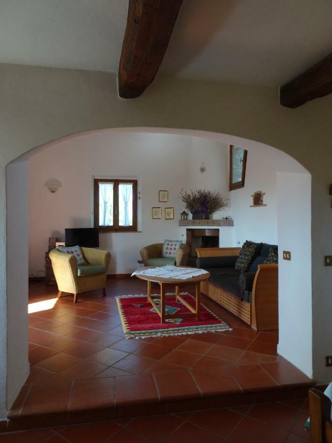 דירות קסטלינה אין קיאנטי Residenza Cornino מראה חיצוני תמונה